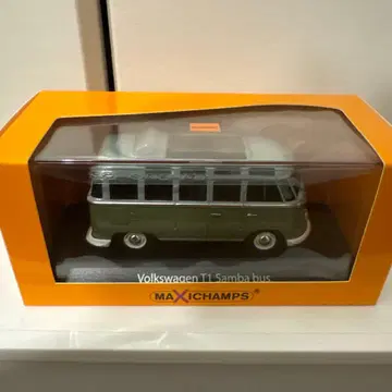 MAXICHAMPS Volkswagen T1 Samba bus