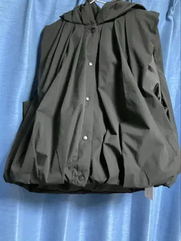 택 포함 미사용 새상품 스타일라비 다운 베스트 블랙 9호