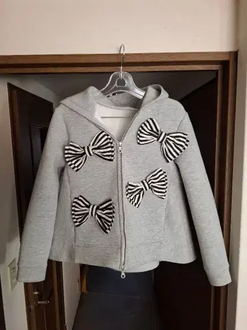 체스티 리본 본딩 더블 지퍼 후드티 그레이 사이즈 1