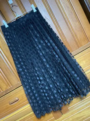 라디에이트 야마다야 블랙 도트 무늬 플리츠 스커트 스콧 클럽