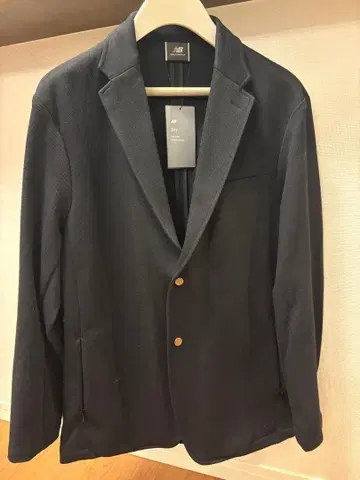 [시착만 한 상품 빠른 발송] 뉴발란스 캐주얼 수트 블랙