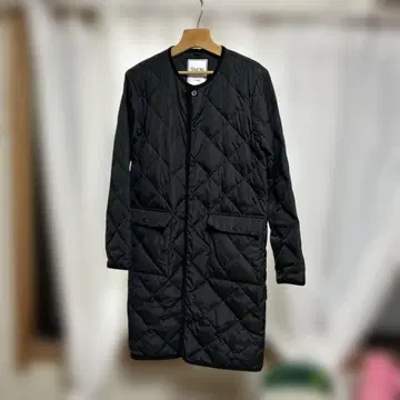 TAION 퀼팅 코트 블랙