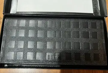 DAKS 장지갑 블랙 컬러 체크 무늬