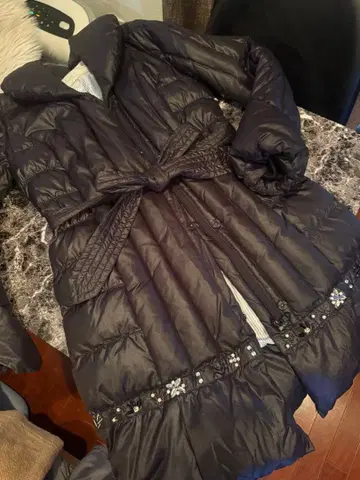 [체스티/chesty] 다운 재킷