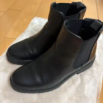 유니클로 사이드 고어 부츠 블랙