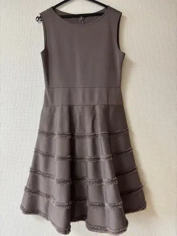 FOXEY 티어드 원피스 22년 에스프레소 42 사이즈