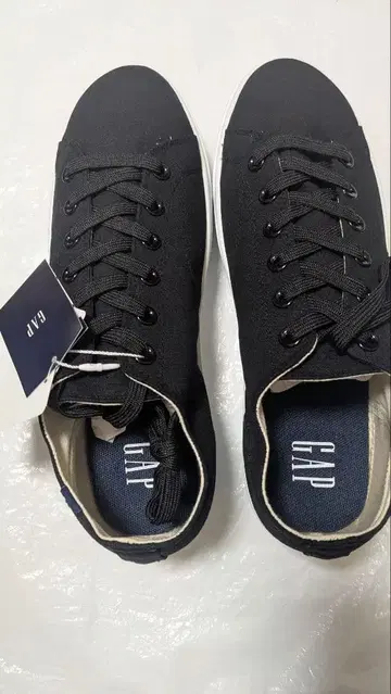 GAP 블랙 스니커즈 27.0cm