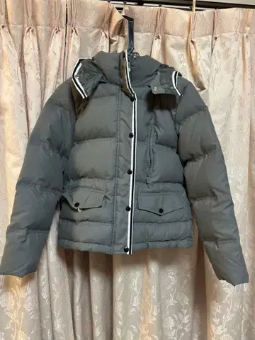 adidas 그레이 다운 자켓 후드 부착