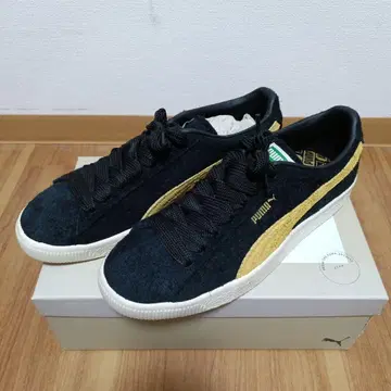 PUMA Suede VTG Hairy Suede 11