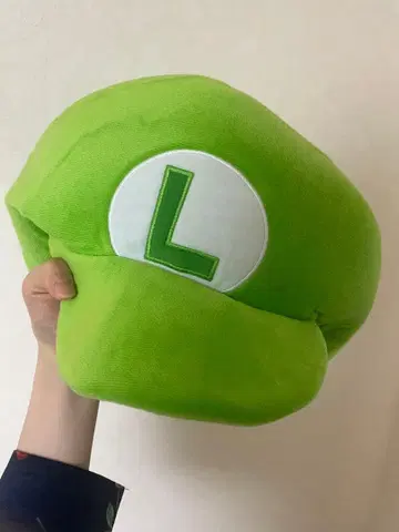 유니버 루이지 모자