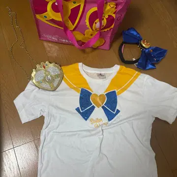 한정품 세일러 비너스 T셔츠 머리띠 파우치 백 USJ 유니버셜