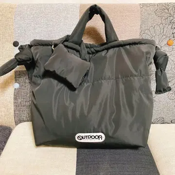 OUTDOOR Padding tote black