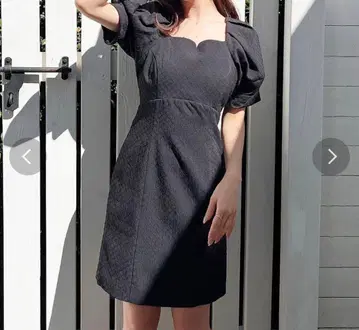 리젝시 블랙 원피스