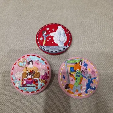 디즈니 자수 캔뱃지 3개 반다이