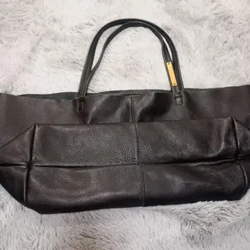 유키노 블랙 가죽 토트백