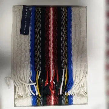 [ 미사용 새상품 ] MACKIE 울 100% 머플러