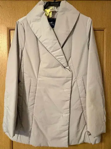 로트레아몽 다운 자켓 사이즈 3 라이트 그레이