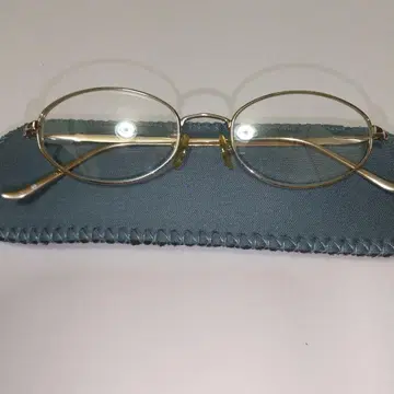 골드 오벌 메탈 프레임