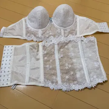 피치 존 브라이덜 이너