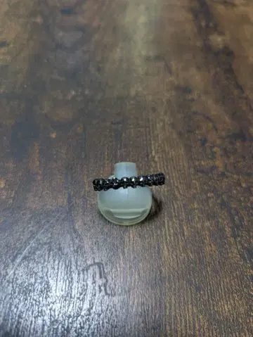 SAINTS 미니 스컬 반지 한정판