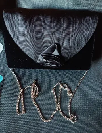 블랙 벨벳 클러치백