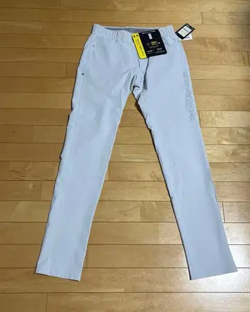 미사용 언더아머 골프 4WAY 스트레치 팬츠 화이트 M