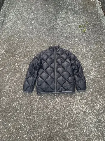 mont-bell 다운 자켓 블랙 광택