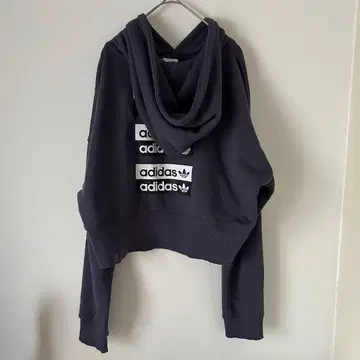 새상품급 아디다스 백 프린트 트레이닝복 맨투맨 퍼플 숏 기장