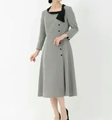 Linon 샴브레이/울리 하운드투스 체크 사이드 리본 넥 원피스