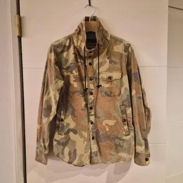 And A 카모 패턴 라이트 아우터 스탠드 카라 사이즈 42