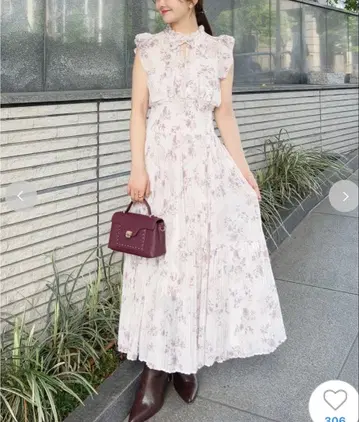 snidel 프린트 플리츠 셔링 원피스