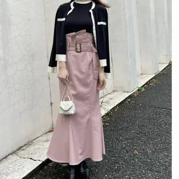 [ 새상품급 ] 벨티드 머메이드 스커트 SNIDEL 00