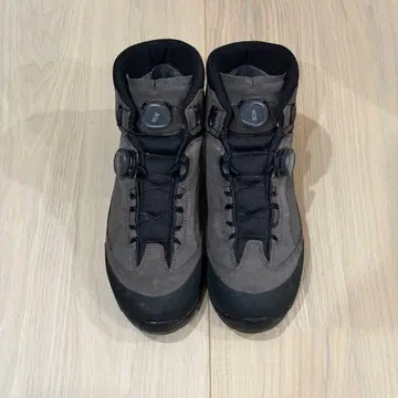 몽벨 알파인 크루저 800 BOA 등산화 27cm