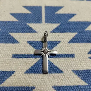 서드 실버 탑 크로스