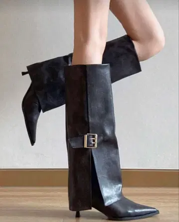 블랙 롱 부츠 슬릿 버클 포함