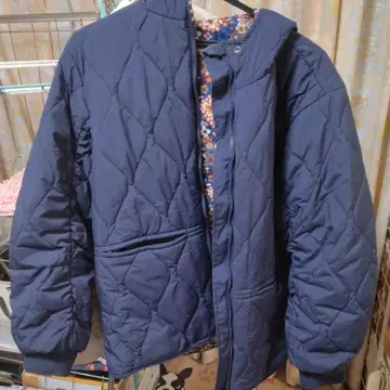 네이비 퀼팅 자켓 후드 부착