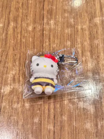 헬로키티 키링 벌레 씨