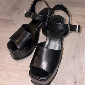 GYDA 샌들 힐 L 사이즈 블랙 블랙