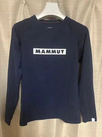 새상품급 마무트 긴팔T셔츠 S(AsiaM)