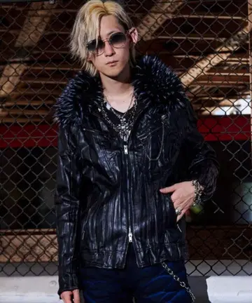 FUGA 가죽 퍼 자켓