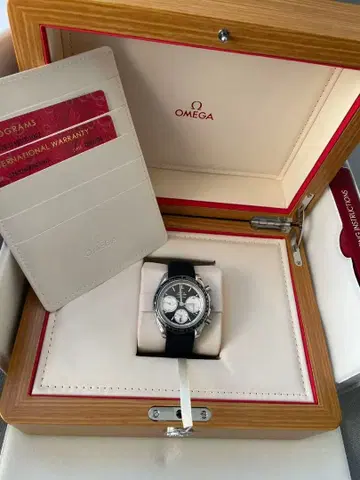 [최종 가격 대폭 인하!] 스피드 마스터 레이싱 자동 와인딩 블랙