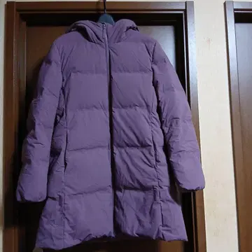 유니클로 심리스 다운 코트 퍼플 XL