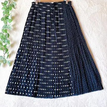 a1197 니코앤드 도트 무늬 플리츠 스커트 네이비 사이즈 3