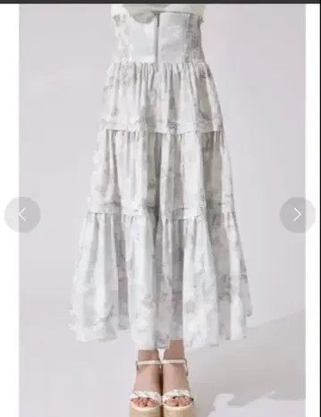 허리 셔링 턱 디자인 플레어 스커트 rienda