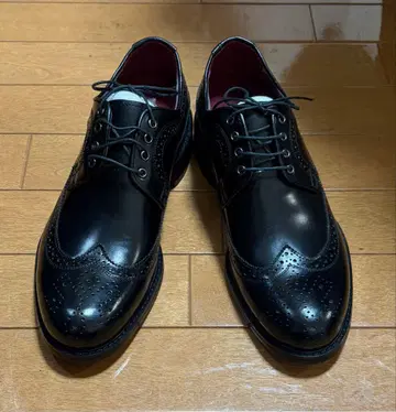 STANDUKE 크라우치 블랙 드레스 슈즈