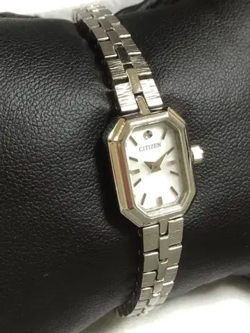 시티즌 kii 솔라 시계