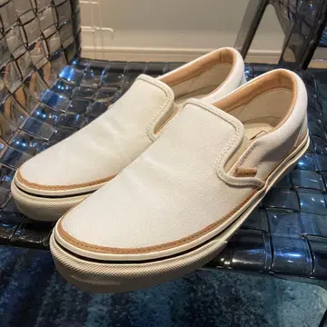VANS 화이트 슬립온
