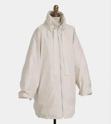 hLM 판초 다운 사이즈 36