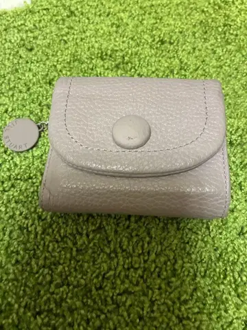 중고 JILL STUART 이단 접이식 지갑