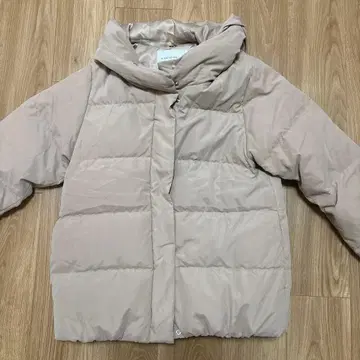 [ 새상품급 ] 유나이티드 애로우즈 베이지 후드 부착 다운 자켓